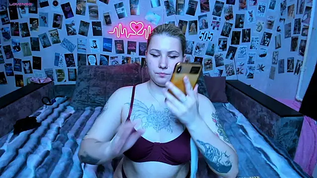 x Ulya1cutex online show from 04-24-26, 04:53