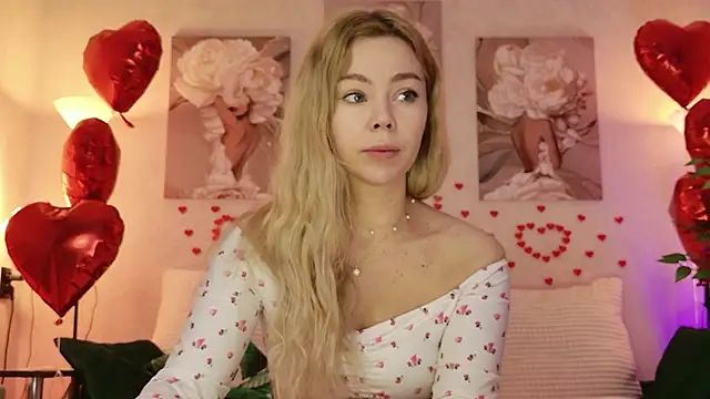 Snapshot of caty_kiss chatting on 02-14-26, 02:19 caty kiss online show from 02-14-26, 02:19