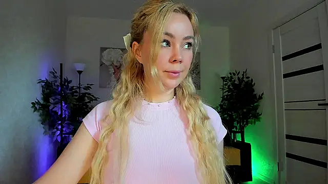 caty kiss online show from 07-13-26, 04:37
