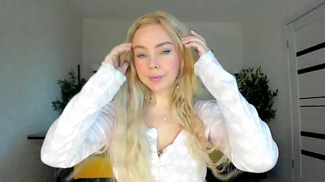 caty kiss online show from 07-18-26, 03:54