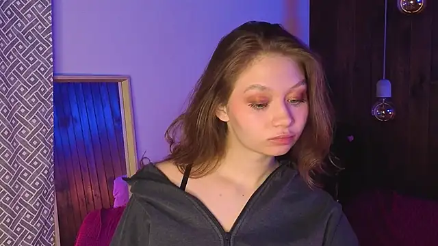 HolliBillig online show from 03-15-26, 07:09