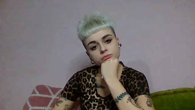 AlisaDear257 online show from 02-12-26, 07:42