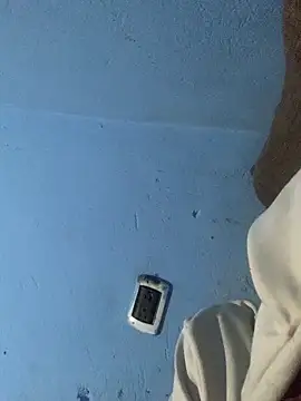 Snapshot of mondacuo3000 chatting on 02-15-26, 07:51 mondacuo3000 online show from 02-15-26, 07:51