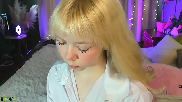 Rochelle kitty online show from 03-21-26, 01:26