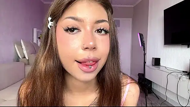 You Club Winx online show from 06-26-26, 08:19