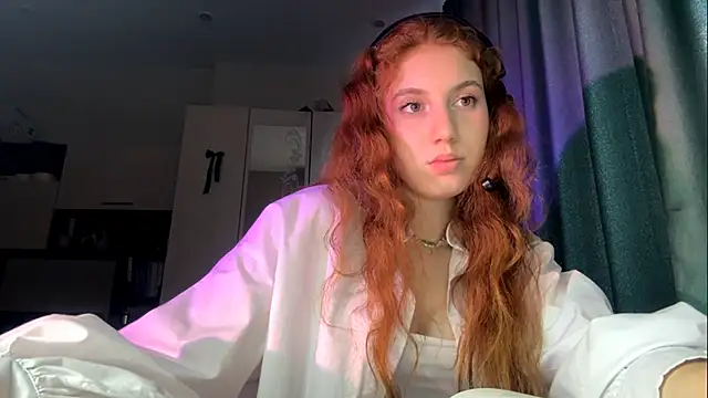 AliceCarrol online show from 02-15-26, 02:58