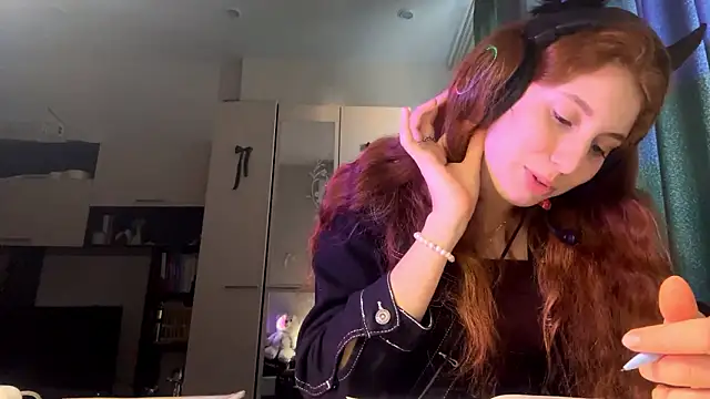 AliceCarrol online show from 03-12-26, 02:12