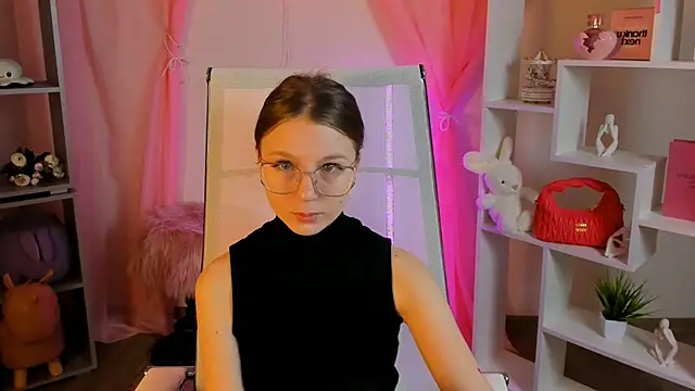 ElliFrankenweenie online show from 02-22-26, 09:19