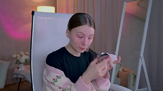 ElliFrankenweenie online show from 03-06-26, 06:32