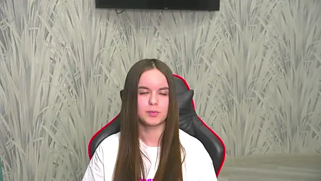 MarenCalarco online show from 02-11-26, 11:15