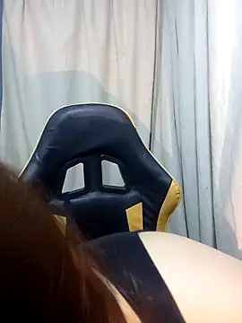 Snapshot of xia_xoxo_ chatting on 05-31-26, 11:28 xia xoxo online show from 05-31-26, 11:28