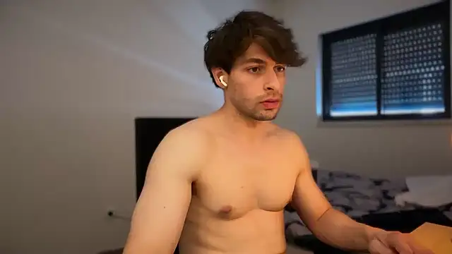 Leo Justin25 online show from 03-06-26, 02:46