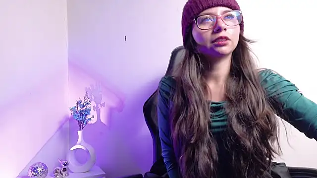 Mei hells online show from 04-21-26, 01:07