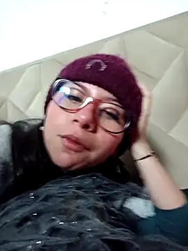 Mei hells online show from 04-21-26, 04:30