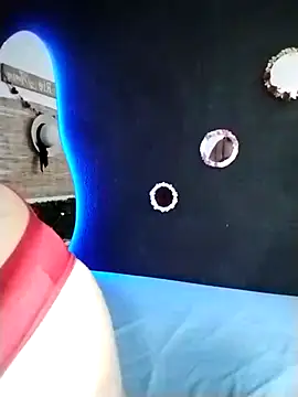 haffsa   online show from 03-04-26, 12:33