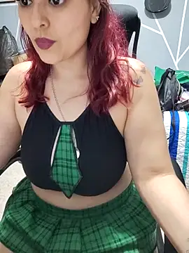 haffsa   online show from 04-18-26, 11:05