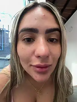 Snapshot of Miilana_ chatting on 07-04-26, 01:50 Miilana online show from 07-04-26, 01:50