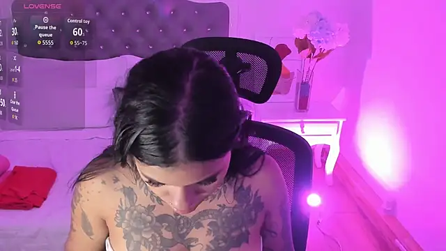 Aisha Haddad online show from 02-19-26, 02:24