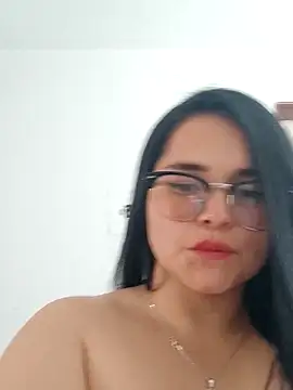 Vickyloney  online show from 02-11-26, 04:23