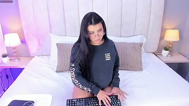 EmyWalton  online show from 02-20-26, 12:16