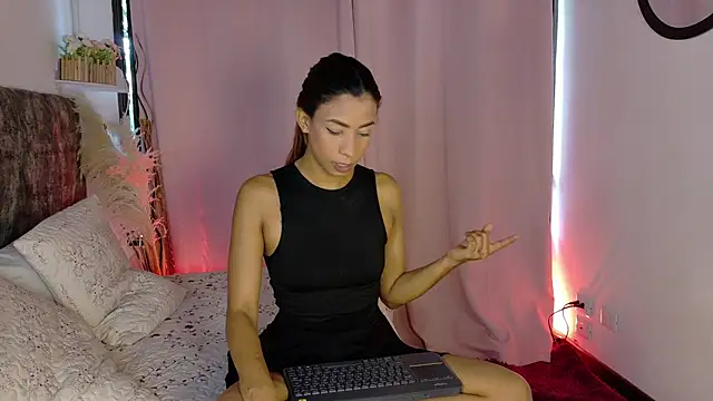 MelanyStone  online show from 02-12-26, 01:39