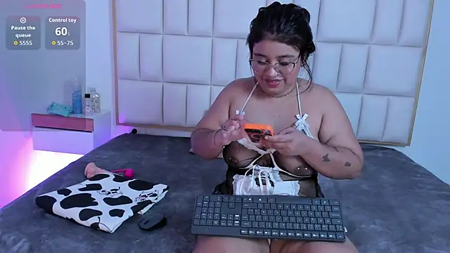 abigail johnson online show from 04-10-26, 02:39