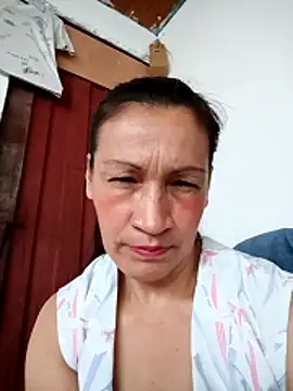 Layla Zaid online show from 02-25-26, 01:54