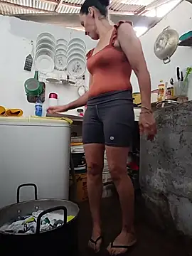 Layla Zaid online show from 04-24-26, 05:37