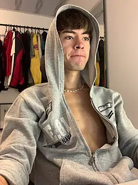 Gatito gg online show from 03-14-26, 03:23