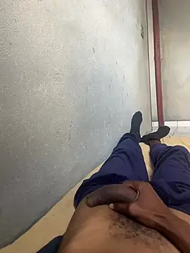 longuebitenoire971 online show from 02-25-26, 03:43