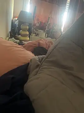 longuebitenoire971 online show from 04-26-26, 02:37