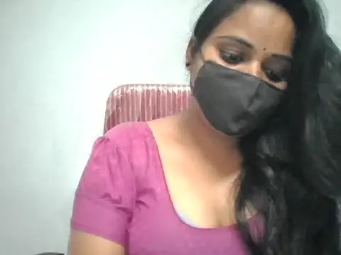 Snapshot of Rathi-priyaa chatting on 05-24-26, 10:42 Rathi-priyaa online show from 05-24-26, 10:42