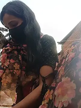 Desi Couple P online show from 06-02-26, 01:40