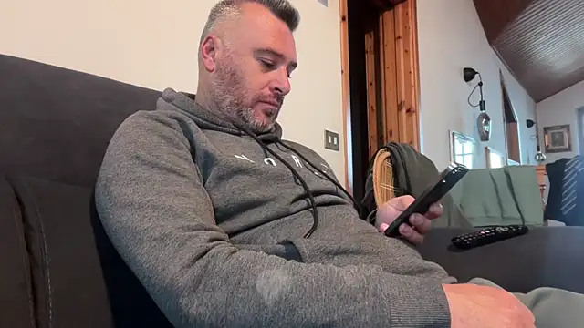 marcovik1 online show from 03-12-26, 08:53