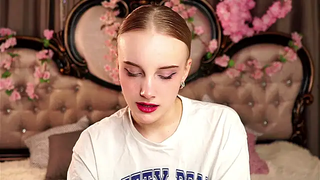 KirstinMcgeady online show from 03-08-26, 11:14