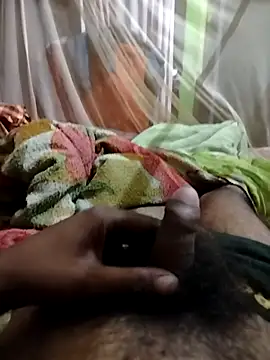 Snapshot of soni8850 chatting on 02-20-26, 07:14 soni8850 online show from 02-20-26, 07:14