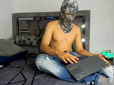 Snapshot of Master_Ruthless77 chatting on 02-26-26, 01:48 Master Ruthless77 online show from 02-26-26, 01:48