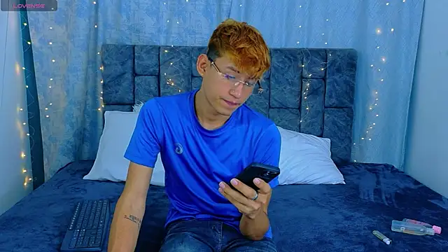 NicolasTorrez online show from 04-26-26, 02:42