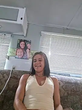 Lovemekd online show from 08-02-26, 09:24
