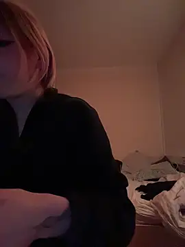 Milli-Kiss online show from 02-19-26, 09:33