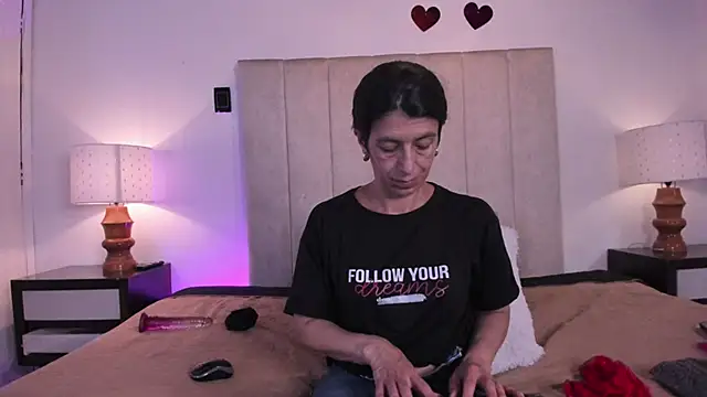 MissMilf  online show from 07-01-26, 08:08