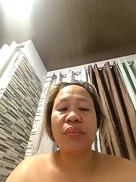 squirtshantal online show from 04-05-26, 10:07