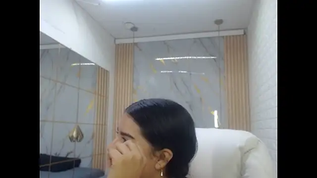 vanessa f online show from 04-16-26, 07:03