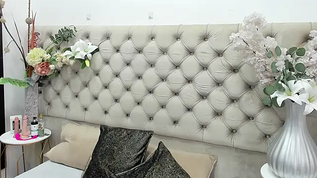 VanessaLanz online show from 03-27-26, 12:27