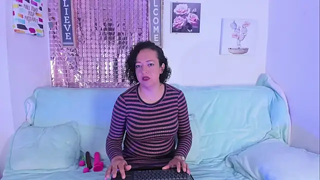 AdeleNasty online show from 02-13-26, 01:40