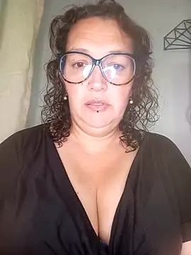  Saraqueen online show from 04-09-26, 03:50