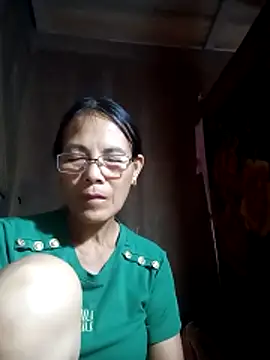 Snapshot of toyo_668 chatting on 06-10-26, 01:54 toyo 668 online show from 06-10-26, 01:54