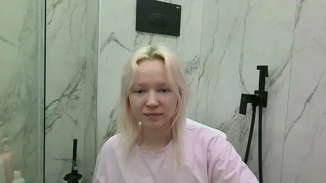 BabyyDolll  online show from 02-14-26, 11:07