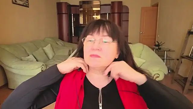 Tori Twirl online show from 02-24-26, 10:46