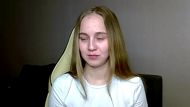 christimontero online show from 03-06-26, 04:36